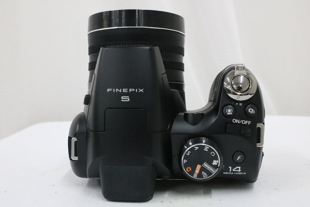 【便利な単三電池で使用可】フジフィルム Fujifilm FINEPIX S 30x ブラック コンパクトデジタルカメラ 6