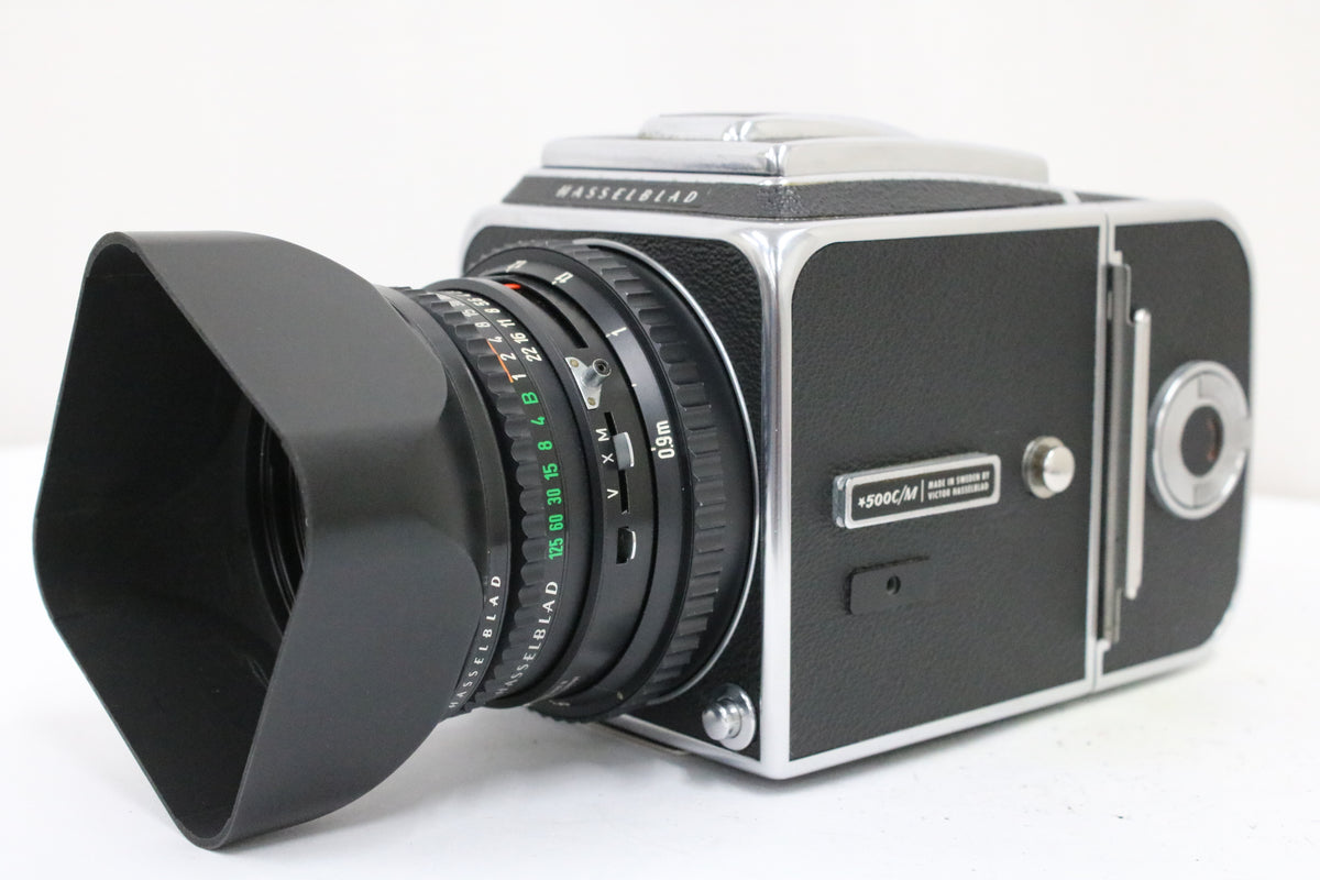 ハッセルブラッド Hasselblad ★500 C/M Carl Zeiss Planar 80mm F2.8 A12フィルムバック付き中判カメラ 1