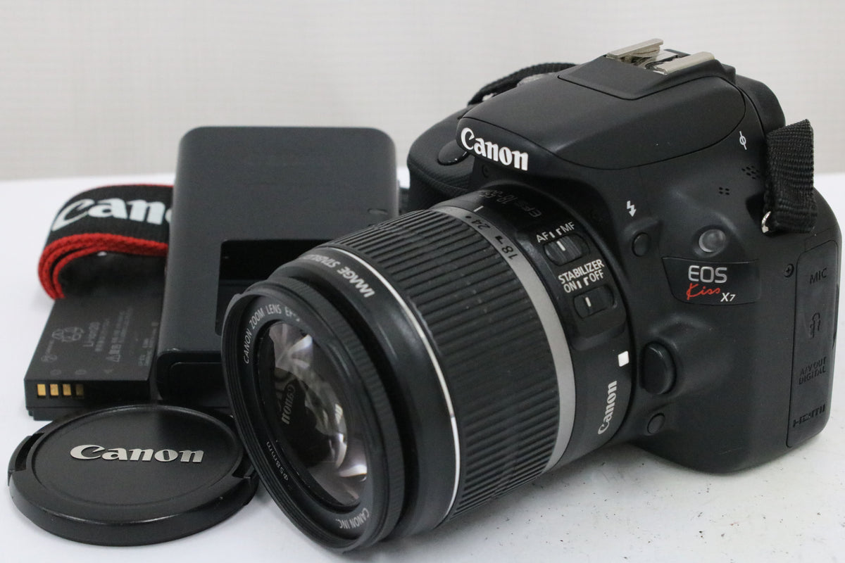 【シャッター5684回】キャノン Canon EOS Kiss X7 EF-S 18-55mm F3.5-5.6 IS デジタル一眼 1
