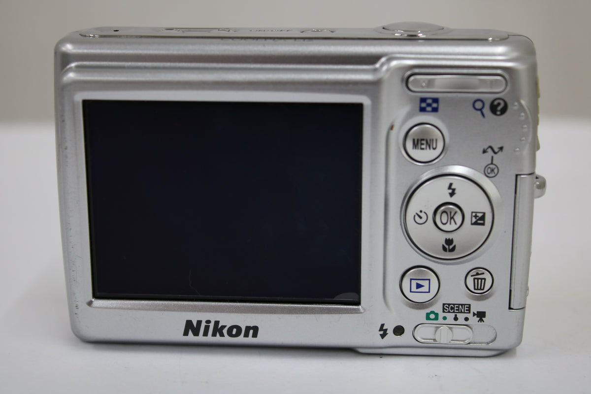 【便利な単三電池で使用可】ニコン Nikon COOLPIX L12 3x コンパクトデジタルカメラ 4
