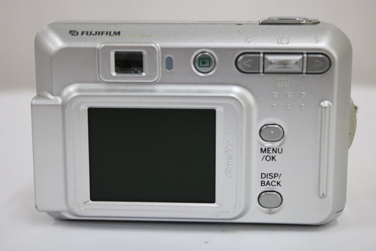 【便利な単三電池で使用可】フジフィルム Fujifilm FINEPIX A500 3x コンパクトデジタルカメラ 4