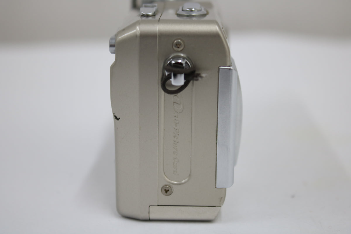 フジフィルム Fujifilm FINEPIX F710 4x バッテリー付き コンパクトデジタルカメラ 3