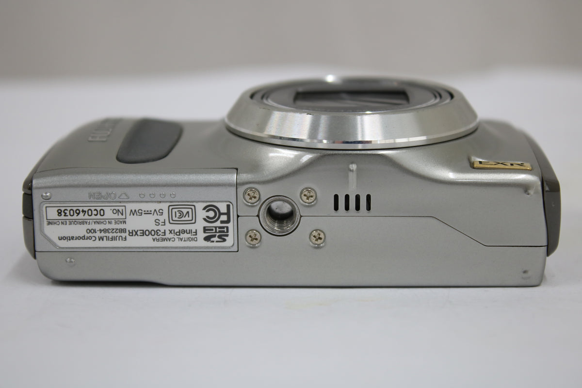 フジフィルム Fujifilm FINEPIX F300EXR 15x バッテリー付き コンパクトデジタルカメラ 7