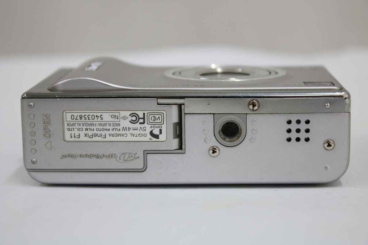 フジフィルム Fujifilm FINEPIX F11 3x バッテリー付き コンパクトデジタルカメラ 7