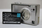 フジフィルム Fujifilm FINEPIX F11 3x バッテリー付き コンパクトデジタルカメラ 1