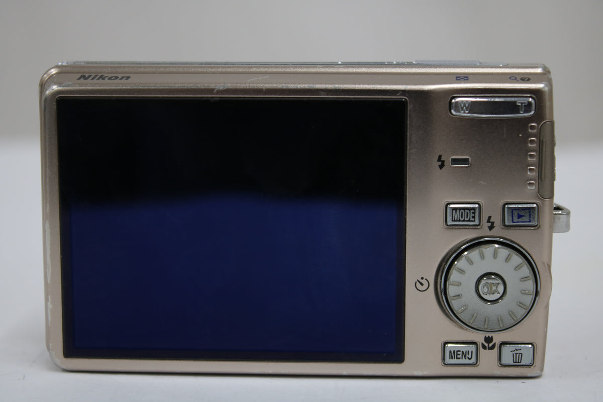 ニコン Nikon COOLPIX S600 4x バッテリー付き コンパクトデジタルカメラ 4