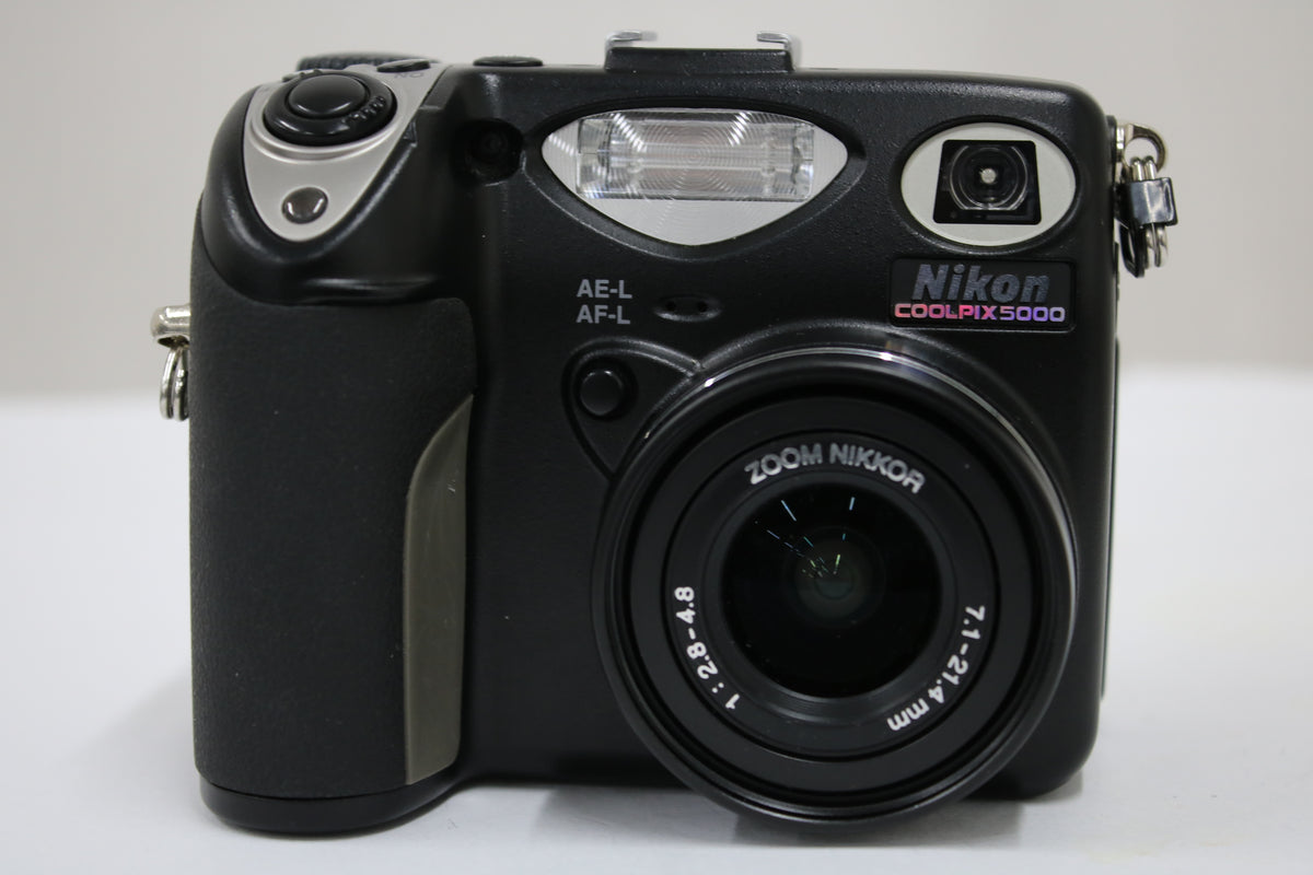 ニコン Nikon COOLPIX 5000 バッテリー付き コンパクトデジタルカメラ 2