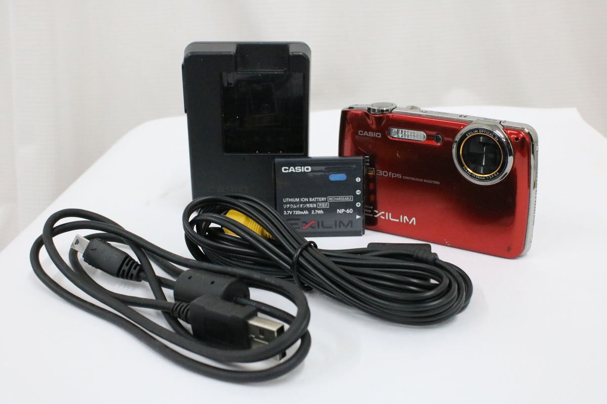 カシオ Casio EXILIM EX-FS10 3x レッド 付属品多数 コンパクトデジタルカメラ 1