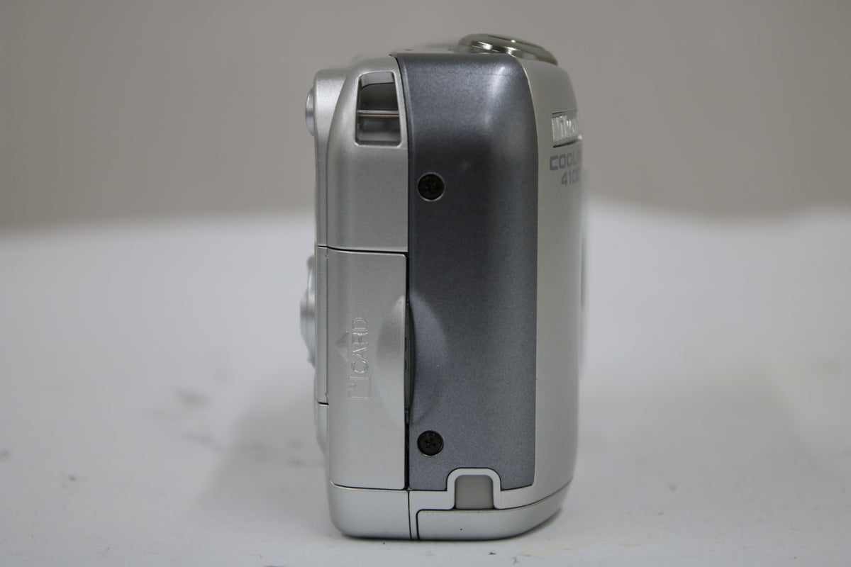 【便利な単三電池で使用可】ニコン Nikon COOLPIX 4100 コンパクトデジタルカメラ 3