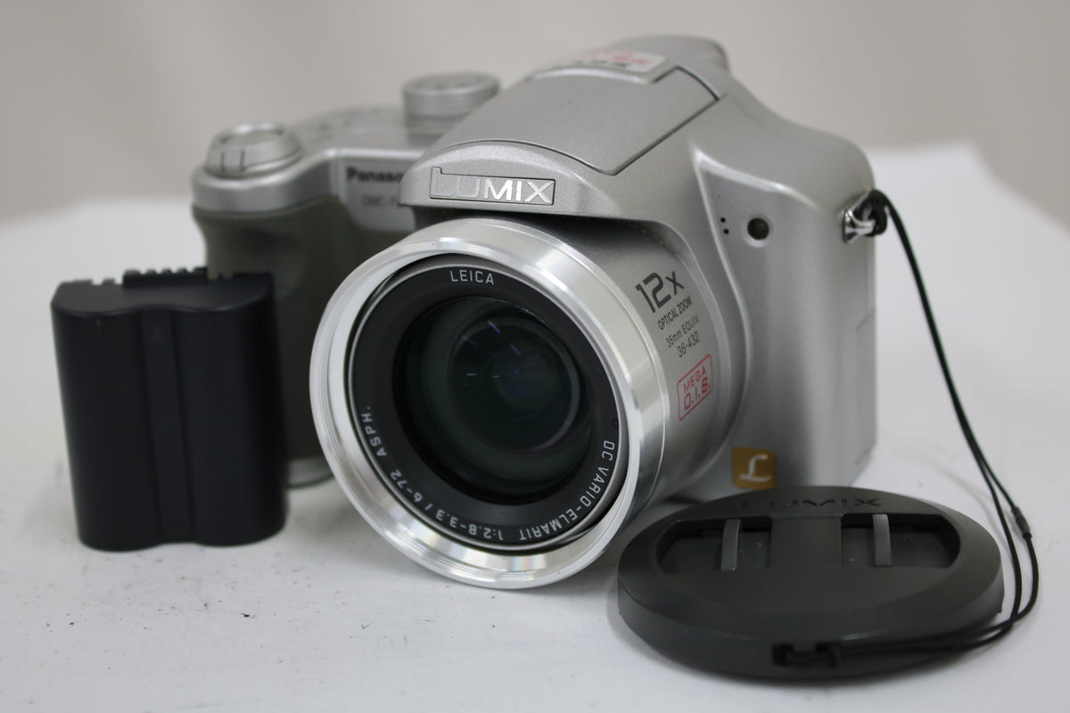 パナソニック Panasonic LUMIX DMC-FZ7 バッテリー付き コンパクトデジタルカメラ 1