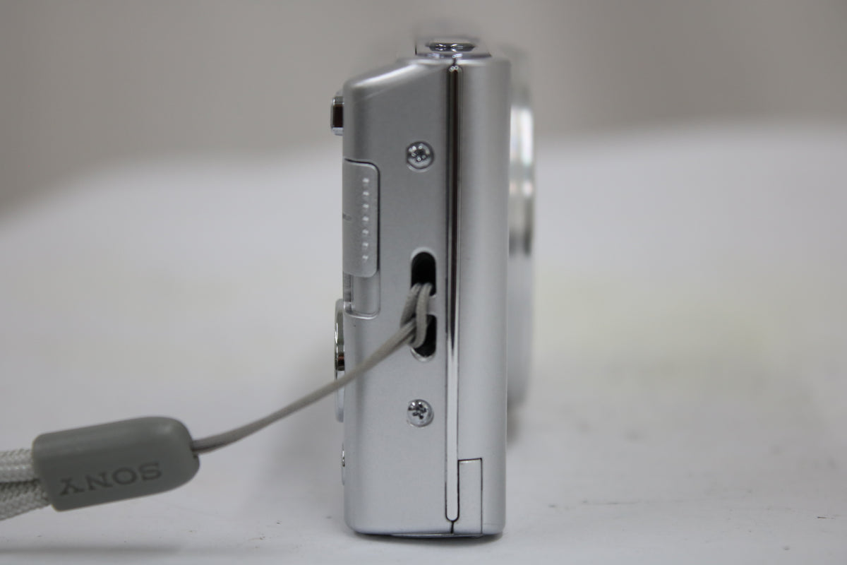 ソニー Sony Cyber-shot DSC-W830 8x バッテリー付き コンパクトデジタルカメラ 3
