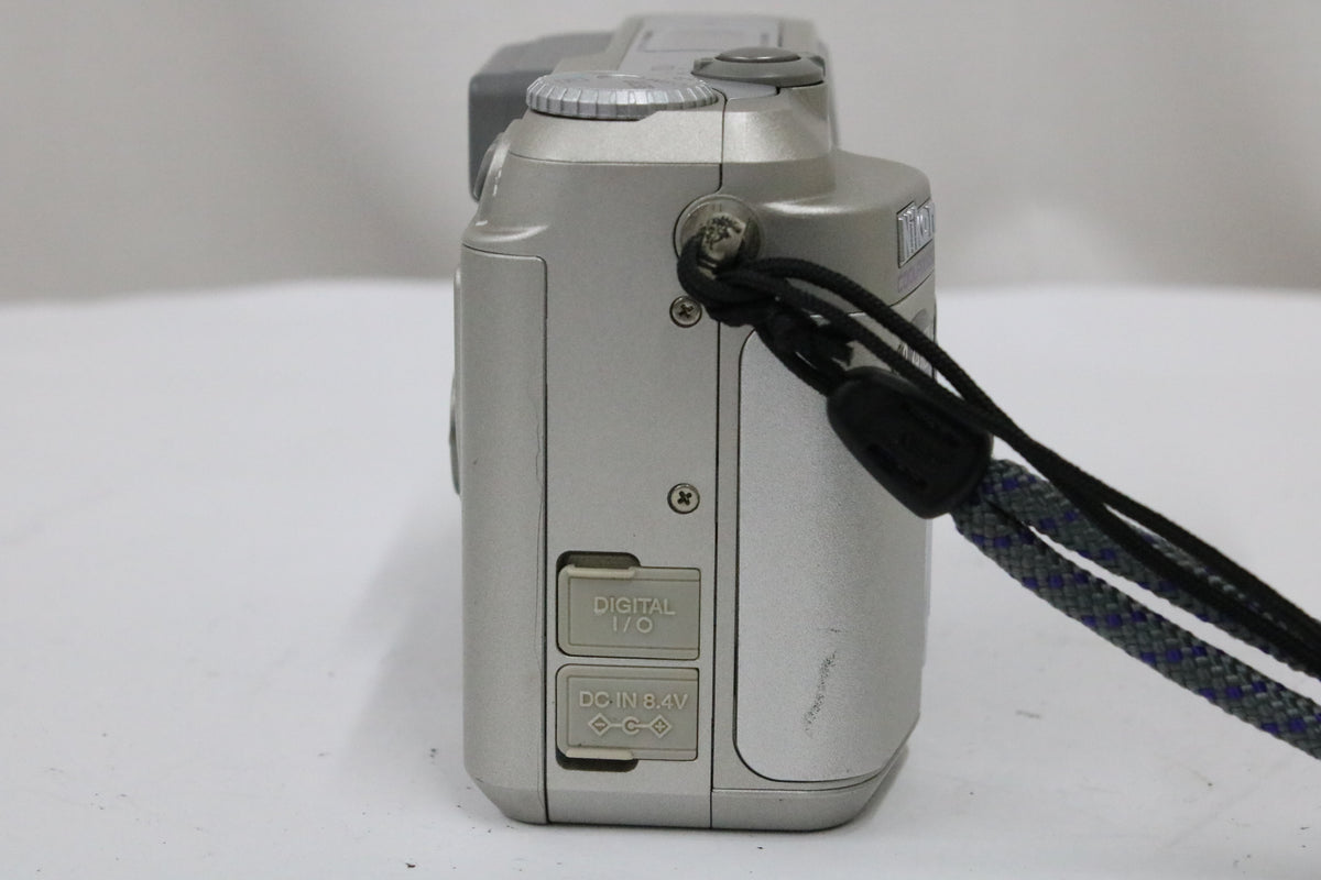 ニコン Nikon COOLPIX 880 コンパクトデジタルカメラ 3