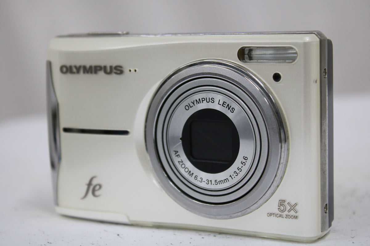 【便利な単三電池で使用可】オリンパス Olympus FE-46 5x ホワイト コンパクトデジタルカメラ 1