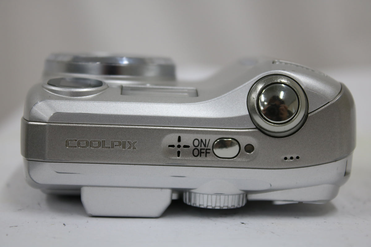 【便利な単三電池で使用可】ニコン Nikon COOLPIX 3200 コンパクトデジタルカメラ 6