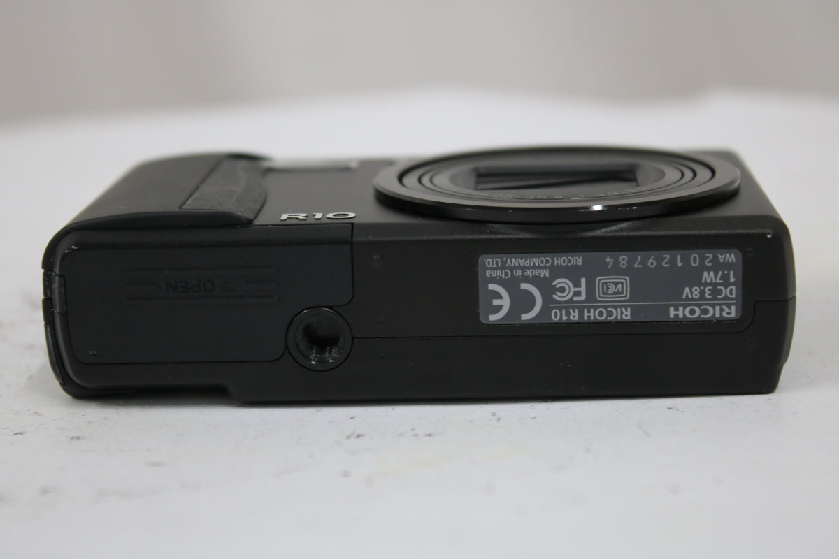 リコー Ricoh R10 ブラック バッテリー付き コンパクトデジタルカメラ 7