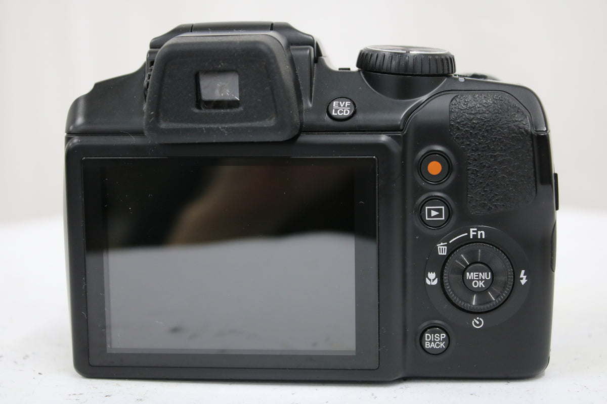 【便利な単三電池で使用可】フジフィルム Fujifilm FINEPIX S ブラック 44x コンパクトデジタルカメラ 4