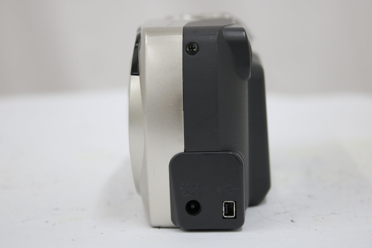 【便利な単三電池で使用可】フジフィルム Fujifilm FINEPIX 2500Zoom 3x コンパクトデジタルカメラ 5