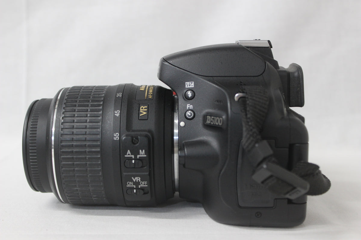 【シャッター9514回】ニコン Nikon D5100 AF-S DX NIKKOR 18-55mm F3.5-5.6G VR デジタル一眼 5