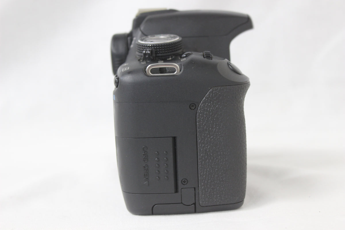 【シャッター86719回】キャノン Canon EOS Kiss X3 デジタル一眼 3