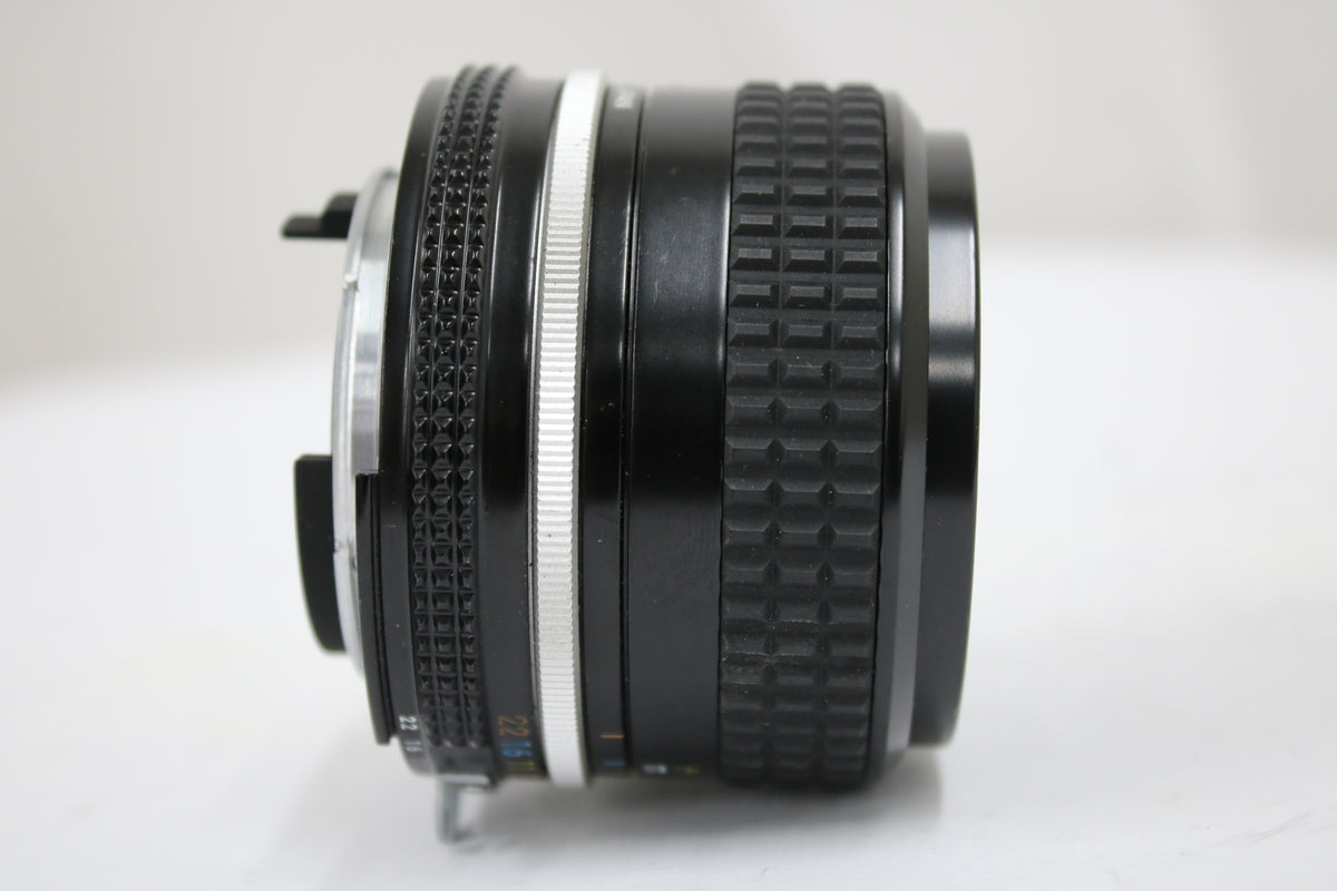 ニコン Nikon Ai Nikkor 28mm F3.5 レンズ 4
